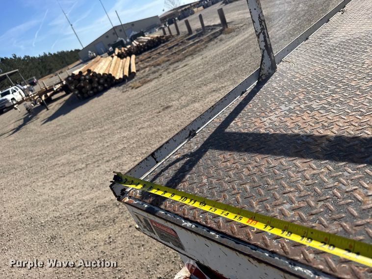 image for item EU6227 2011 Kenworth T3 Series digger derrick truck