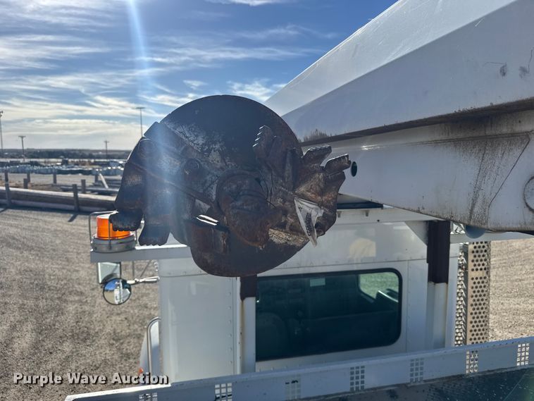 image for item EU6227 2011 Kenworth T3 Series digger derrick truck