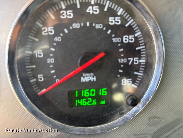 image for item EU6227 2011 Kenworth T3 Series digger derrick truck