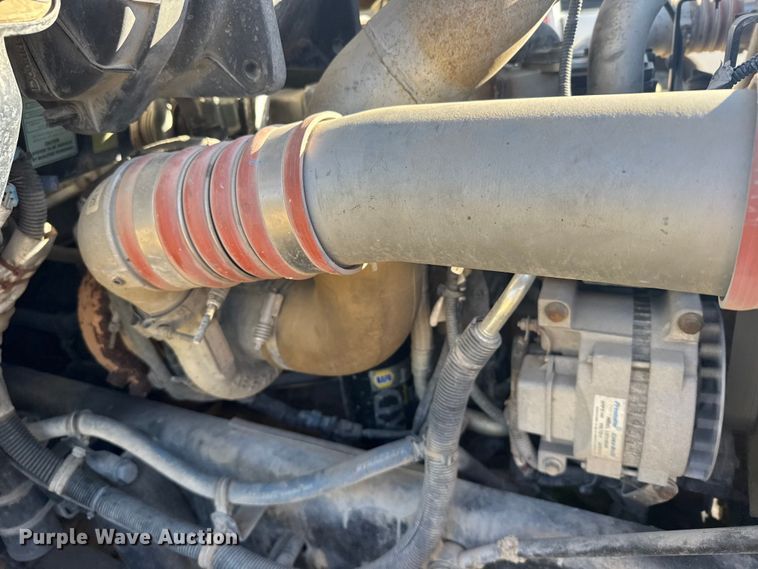 image for item EU6227 2011 Kenworth T3 Series digger derrick truck