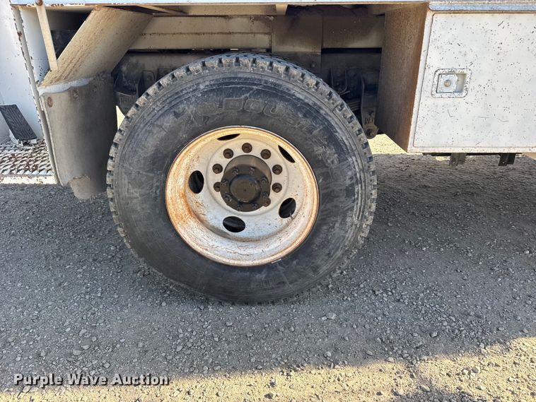 image for item EU6227 2011 Kenworth T3 Series digger derrick truck