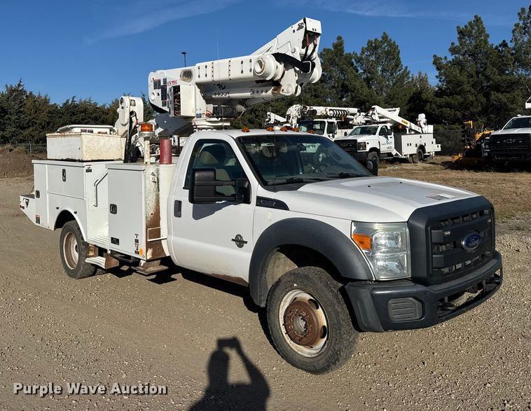 CAMIóN CON CANASTILLA 2016 FORD ALTEC