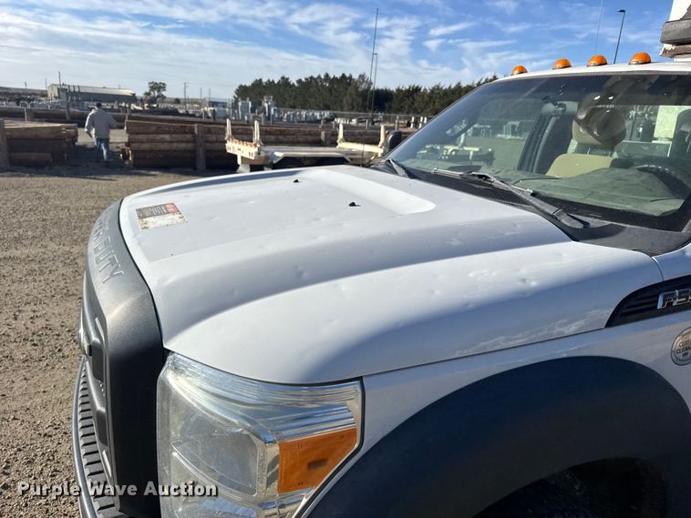 image for item EU6228 2016 Ford F550 Super Duty  bucket truck