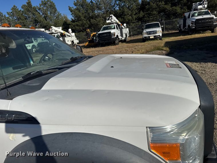 image for item EU6228 2016 Ford F550 Super Duty  bucket truck