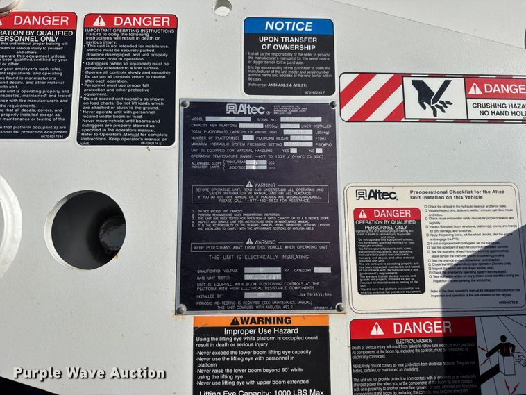 image for item EU6228 2016 Ford F550 Super Duty  bucket truck