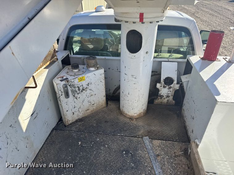 image for item EU6228 2016 Ford F550 Super Duty  bucket truck