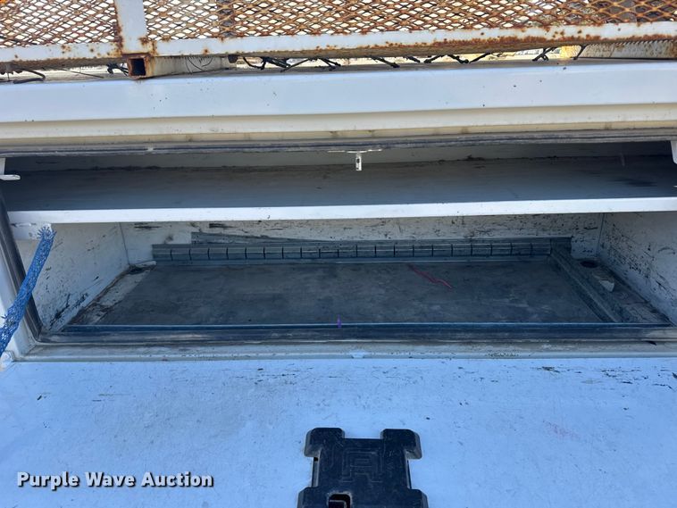 image for item EU6228 2016 Ford F550 Super Duty  bucket truck