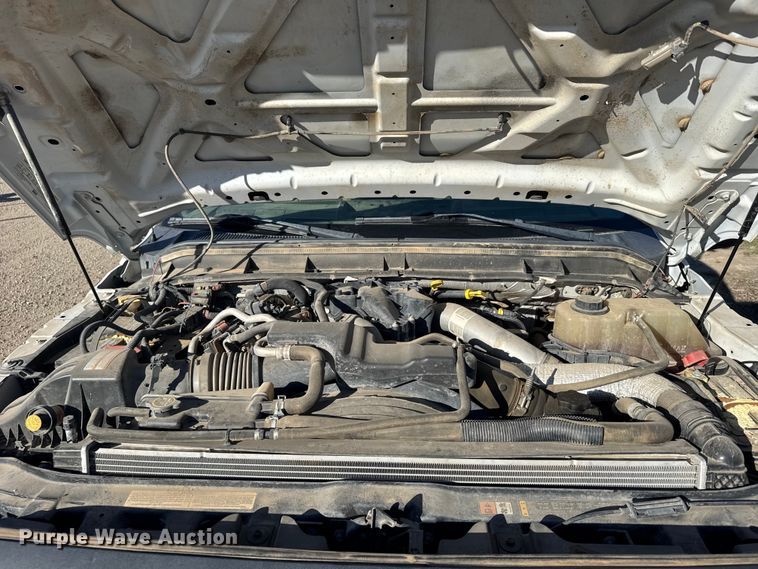 image for item EU6228 2016 Ford F550 Super Duty  bucket truck