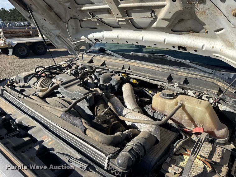 image for item EU6228 2016 Ford F550 Super Duty  bucket truck