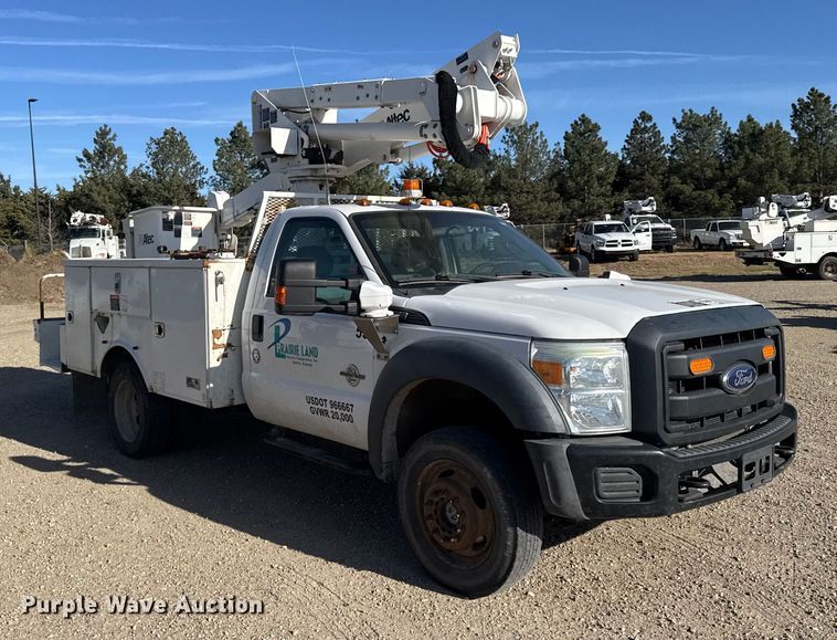 CAMIóN CON CANASTILLA 2016 FORD ALTEC