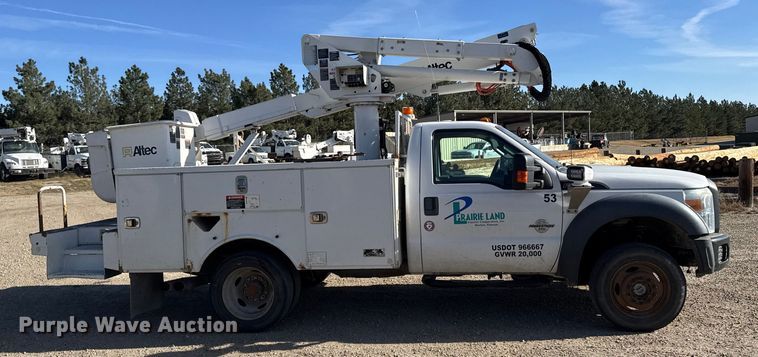 CAMIóN CON CANASTILLA 2016 FORD ALTEC