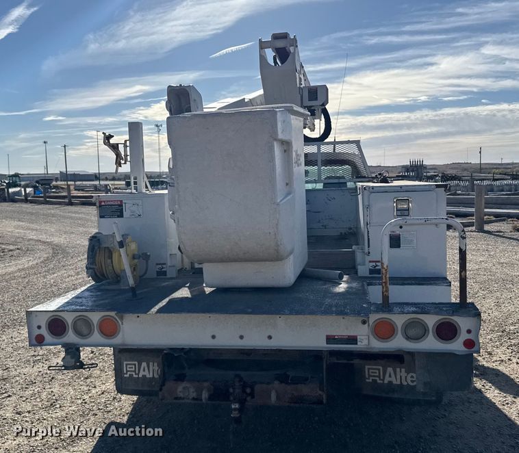 image for item EU6230 2016 Ford F550 Super Duty bucket truck