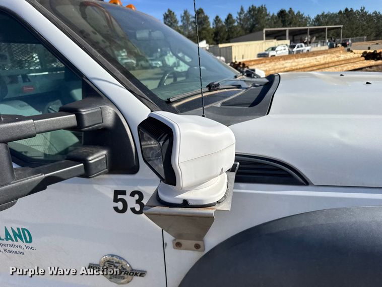 image for item EU6230 2016 Ford F550 Super Duty bucket truck