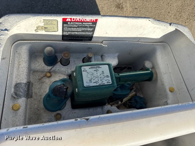 image for item EU6230 2016 Ford F550 Super Duty bucket truck