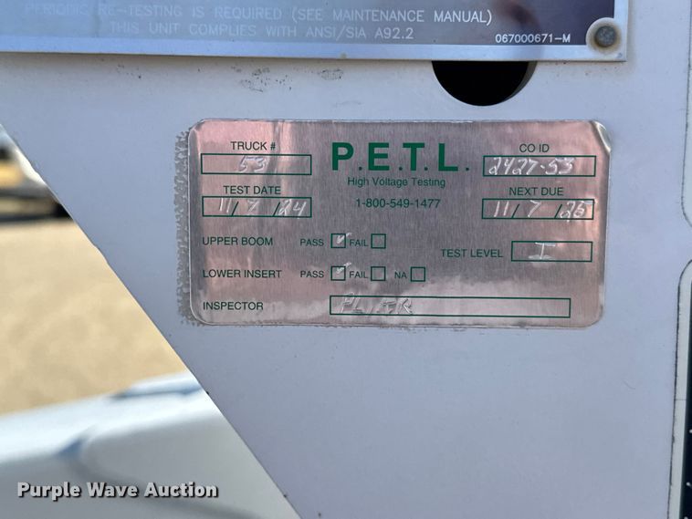 image for item EU6230 2016 Ford F550 Super Duty bucket truck