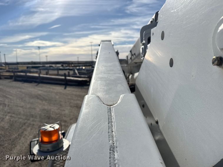 image for item EU6230 2016 Ford F550 Super Duty bucket truck