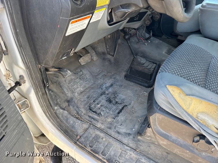 image for item EU6230 2016 Ford F550 Super Duty bucket truck