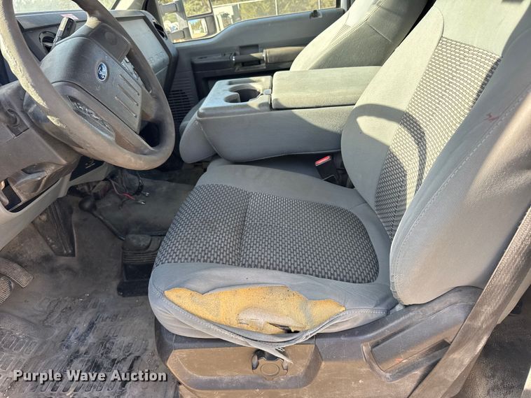 image for item EU6230 2016 Ford F550 Super Duty bucket truck