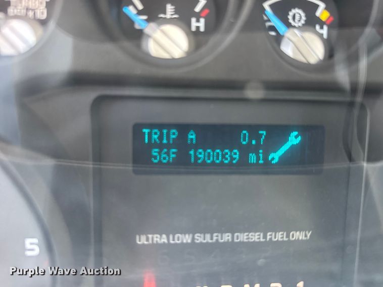 image for item EU6230 2016 Ford F550 Super Duty bucket truck