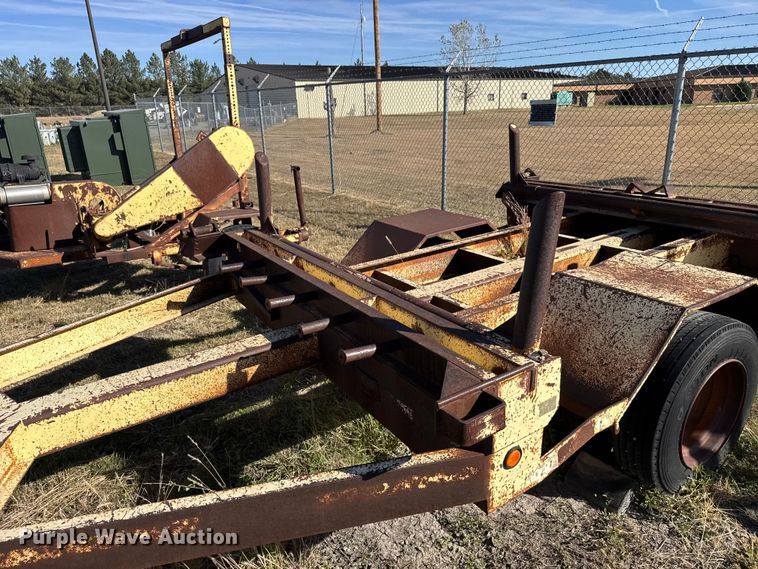 image for item EU6231 1997 MICH pole trailer