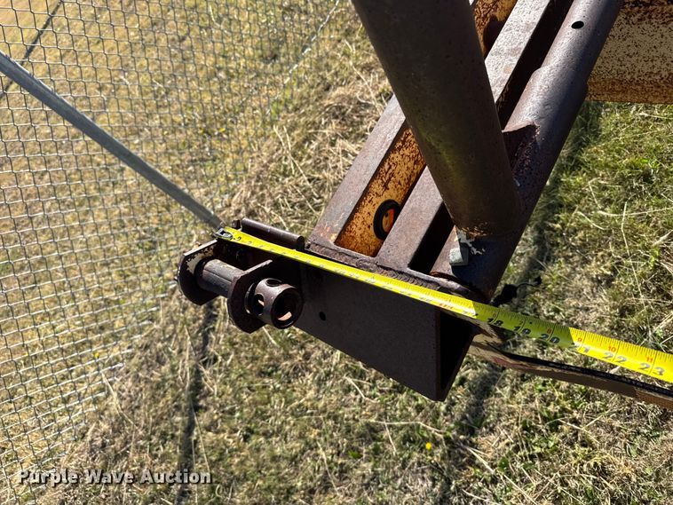 image for item EU6231 1997 MICH pole trailer