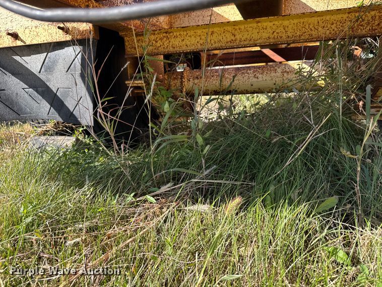 image for item EU6231 1997 MICH pole trailer