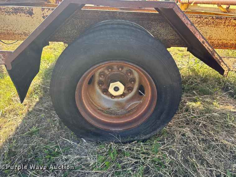 image for item EU6231 1997 MICH pole trailer