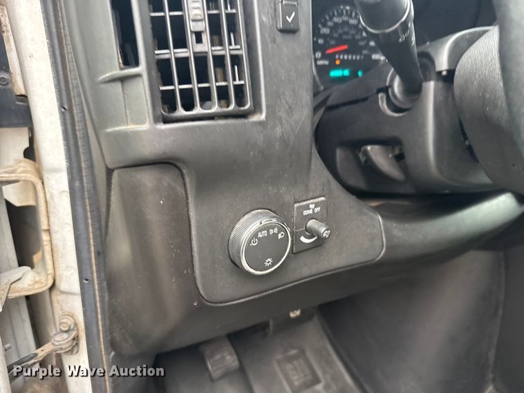 image for item EU6261 2008 Chevrolet Express 