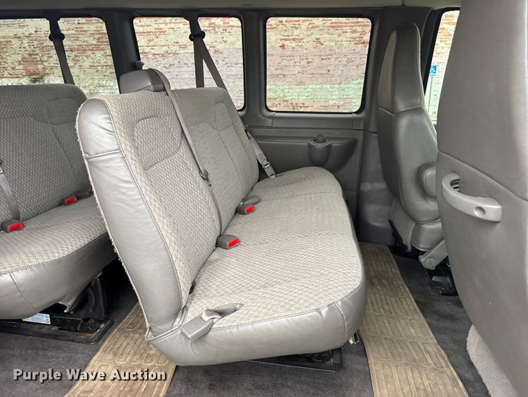 image for item EU6261 2008 Chevrolet Express 