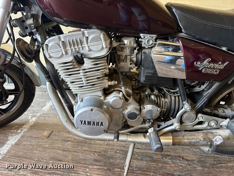 image for item EU6284 1980 Yamaha Special 850 motorcycle