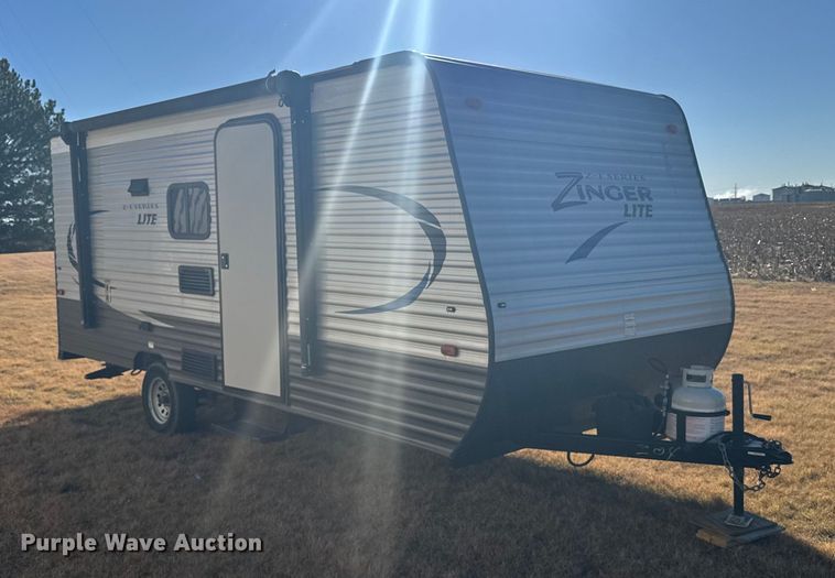 image for item EU6293 2017 Crossroads RV 18BH camper