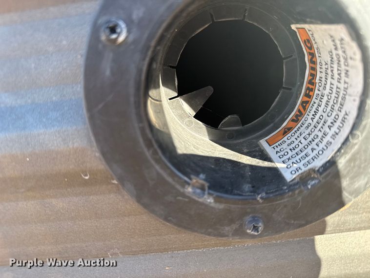 image for item EU6293 2017 Crossroads RV 18BH camper