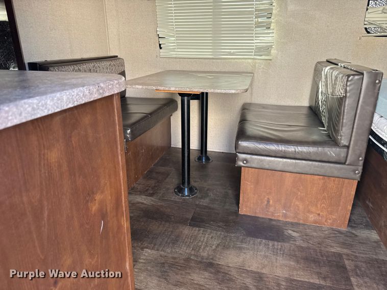 image for item EU6293 2017 Crossroads RV 18BH camper