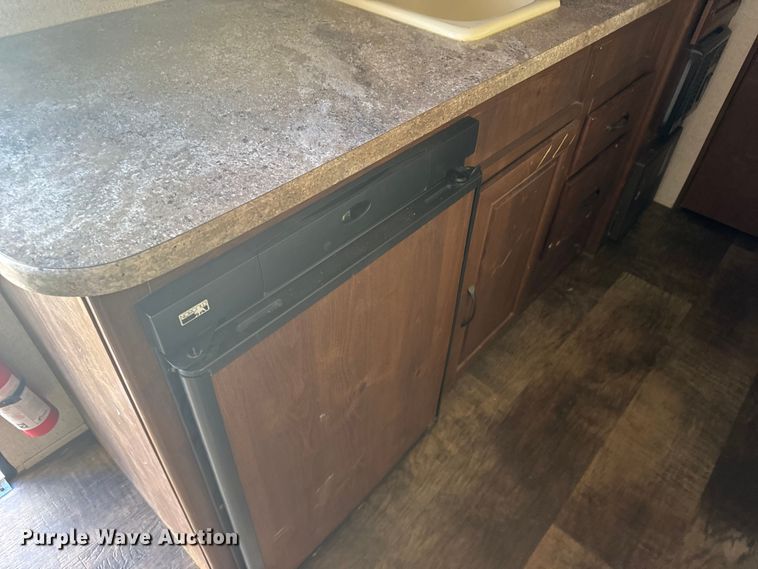 image for item EU6293 2017 Crossroads RV 18BH camper