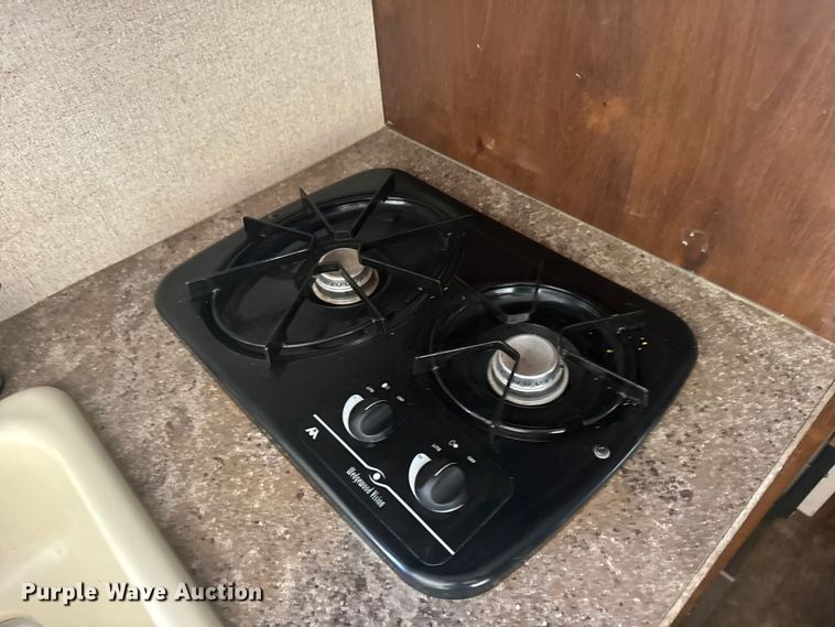 image for item EU6293 2017 Crossroads RV 18BH camper