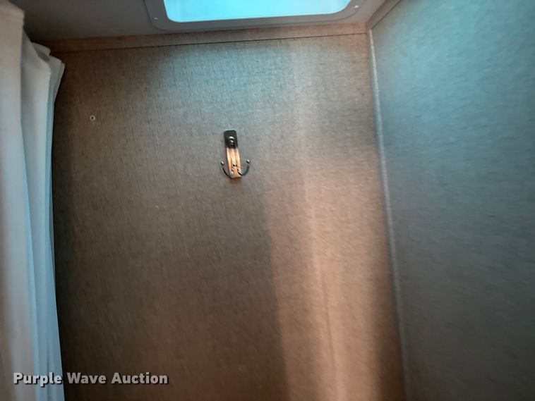 image for item EU6293 2017 Crossroads RV 18BH camper