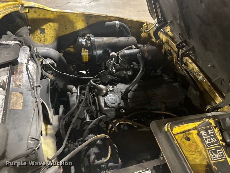 image for item EU6336 Hyster S30XM forklift