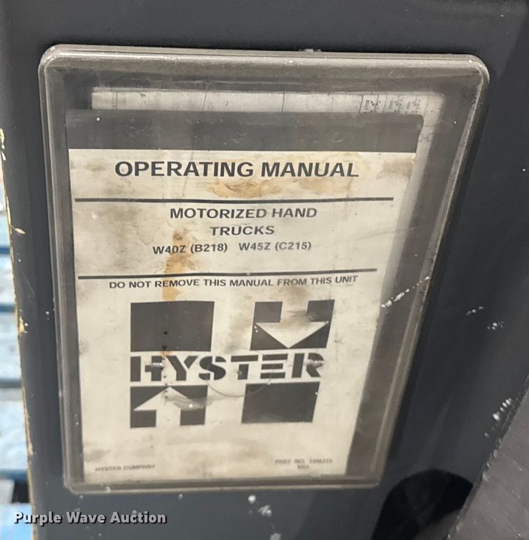 image for item EU6337 Hyster W40Z pallet jack