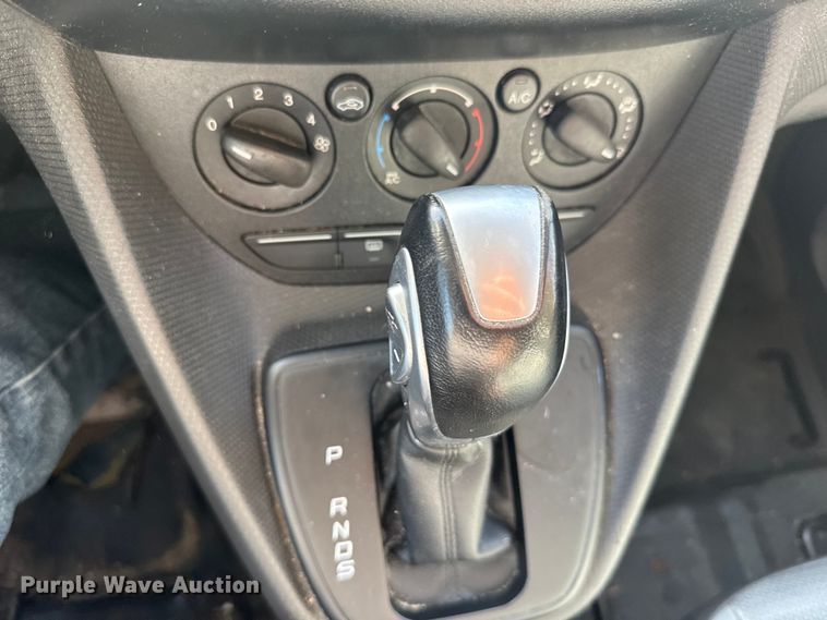 image for item EU6338 2016 Ford Transit Connect van