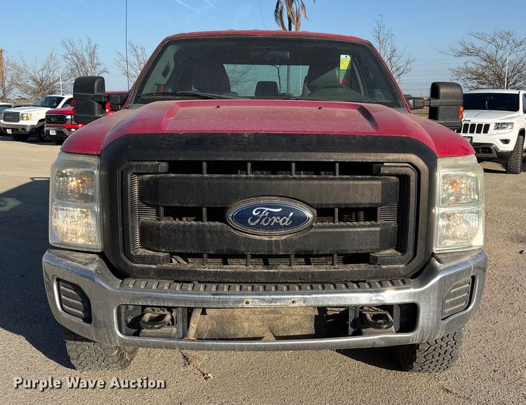 image for item EU8505 2012 Ford F250 Super Duty Crew Cab pickup truck