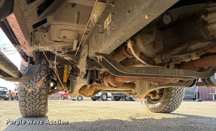 image for item EU8505 2012 Ford F250 Super Duty Crew Cab pickup truck