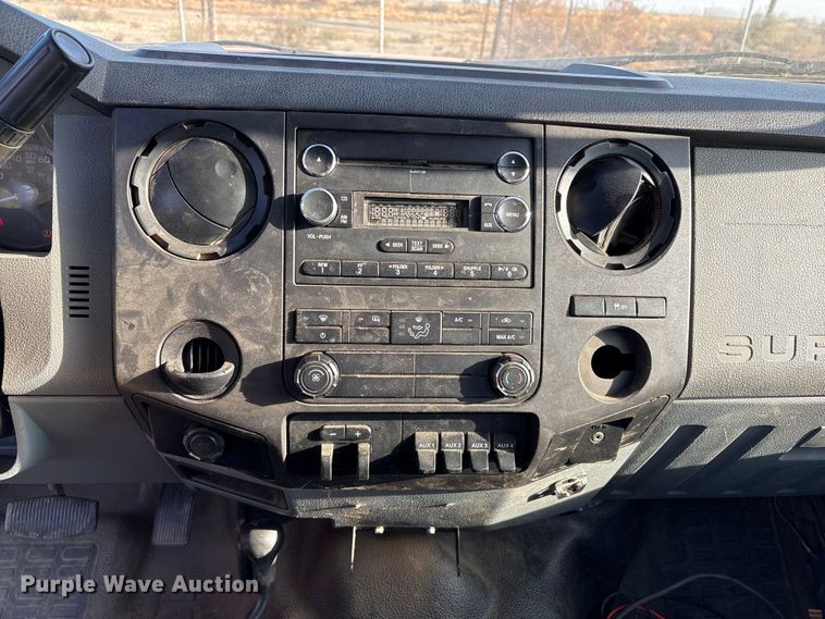 image for item EU8505 2012 Ford F250 Super Duty Crew Cab pickup truck