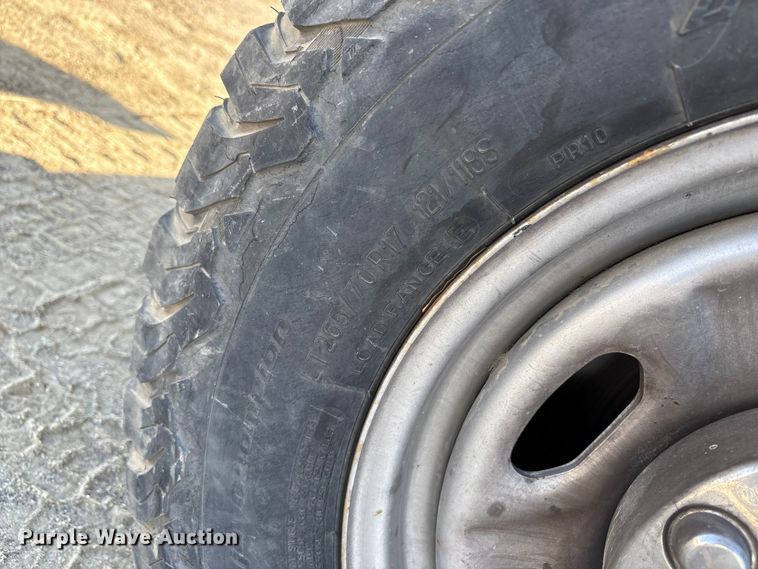 image for item EU8505 2012 Ford F250 Super Duty Crew Cab pickup truck