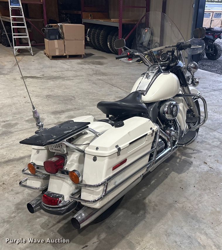 image for item EV2515 2012 Harley Davidson Police Road King motorcycle