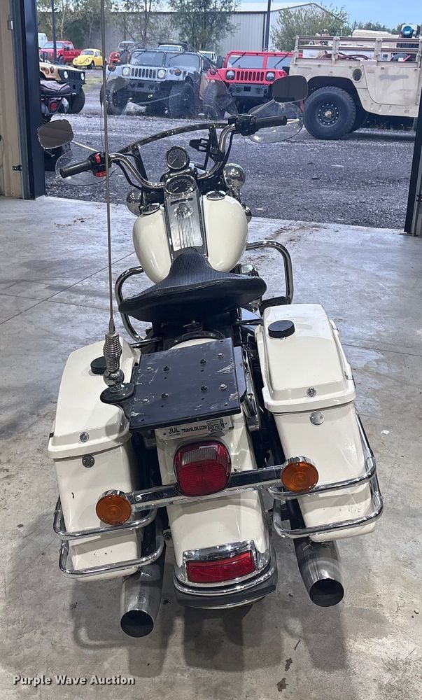 image for item EV2515 2012 Harley Davidson Police Road King motorcycle