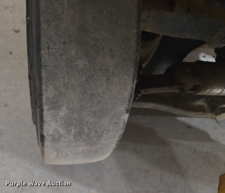 image for item EV2516 2016 Hyster E25XL-MIL forklift