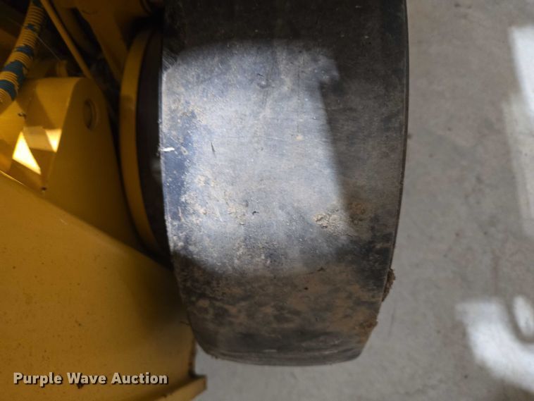 image for item EV2516 2016 Hyster E25XL-MIL forklift