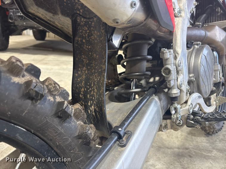 image for item EV2518 2021 Honda CRF 450RX dirt bike