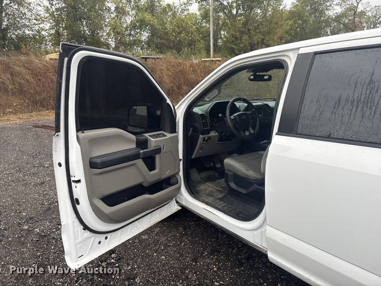 image for item EV2521 2020 Ford F150 XL SuperCrew pickup truck