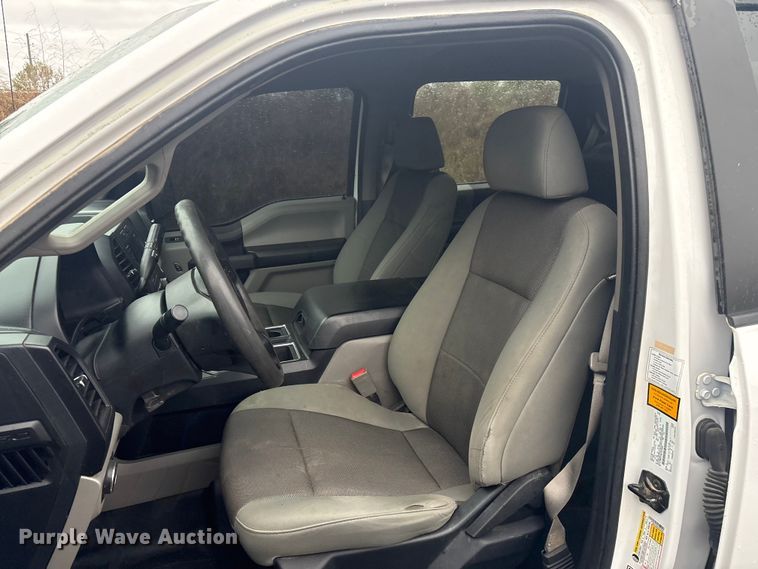 image for item EV2521 2020 Ford F150 XL SuperCrew pickup truck